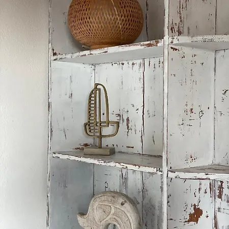 A House In The Woods Дом отдыха